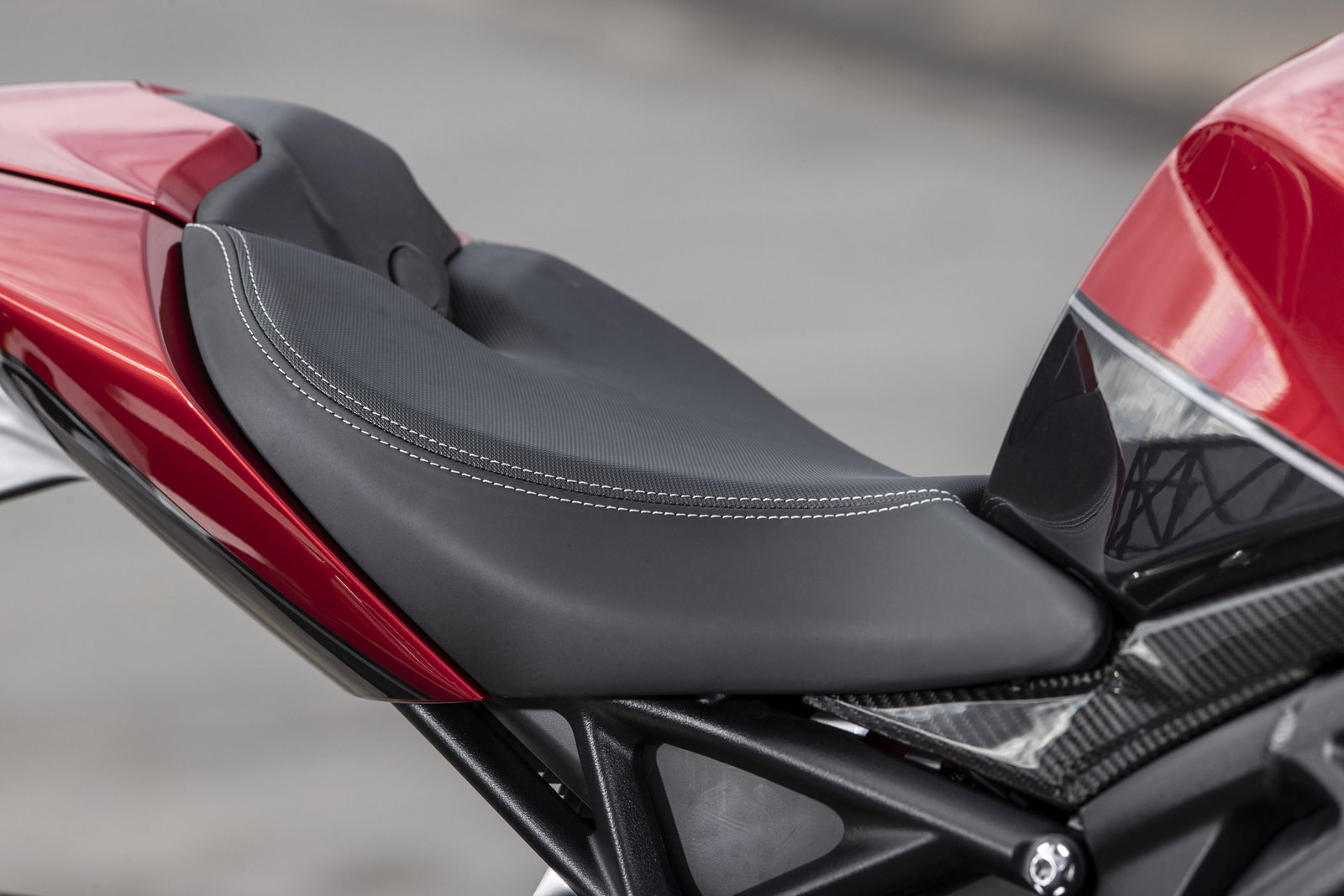 Speed-Triple-1200-RR-Visordown-Review